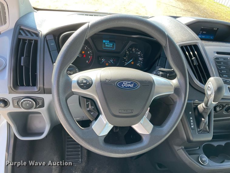 image for item MI9772 2019 Ford Transit 350 XLT  van