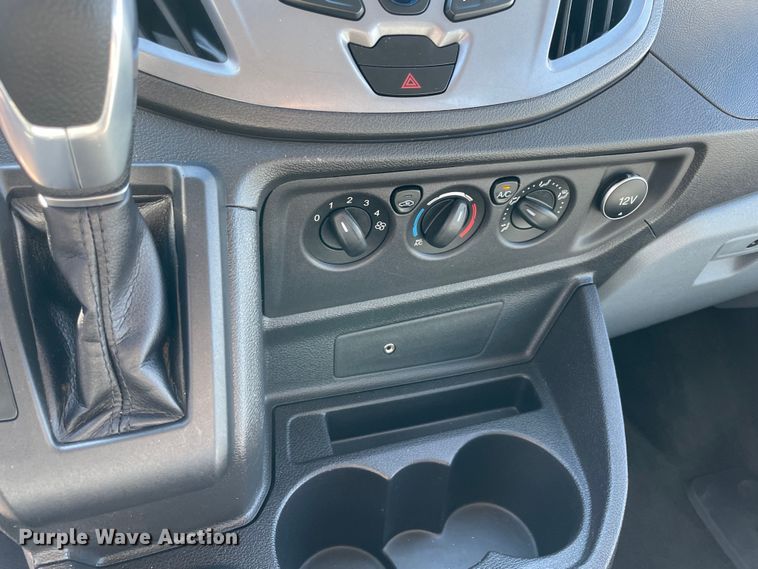 image for item MI9772 2019 Ford Transit 350 XLT  van