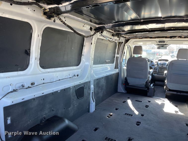 image for item MI9772 2019 Ford Transit 350 XLT  van