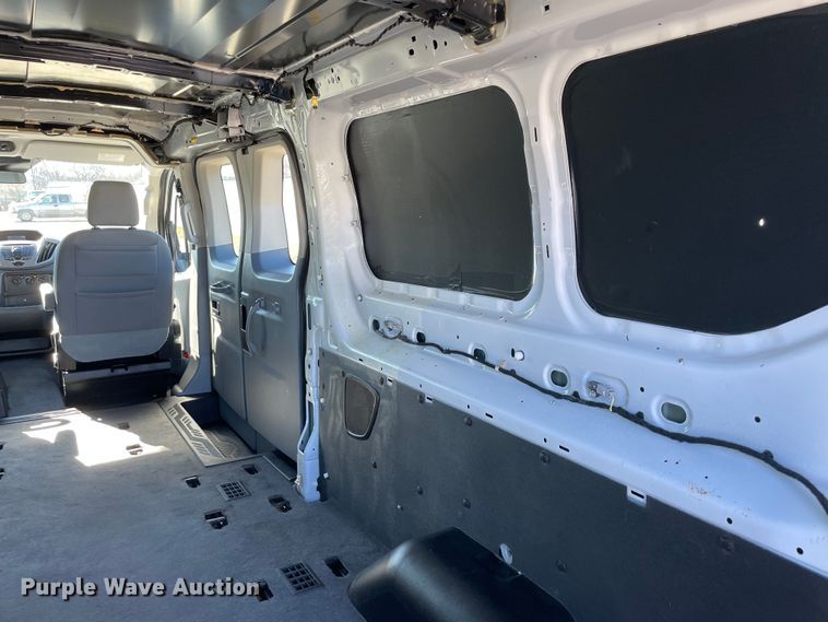 image for item MI9772 2019 Ford Transit 350 XLT  van