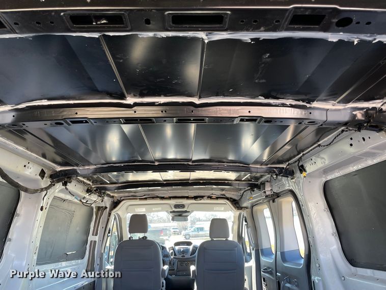 image for item MI9772 2019 Ford Transit 350 XLT  van