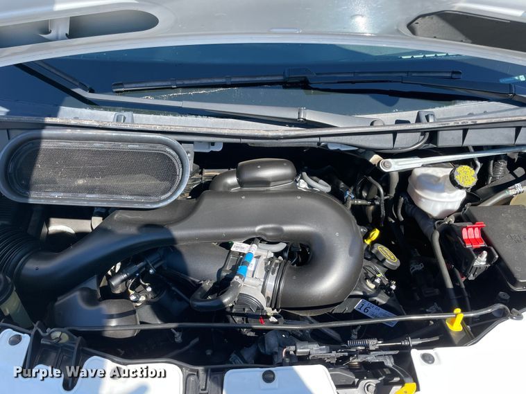 image for item MI9772 2019 Ford Transit 350 XLT  van