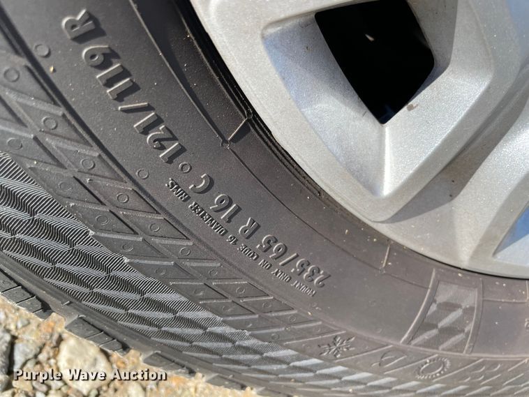 image for item MI9772 2019 Ford Transit 350 XLT  van