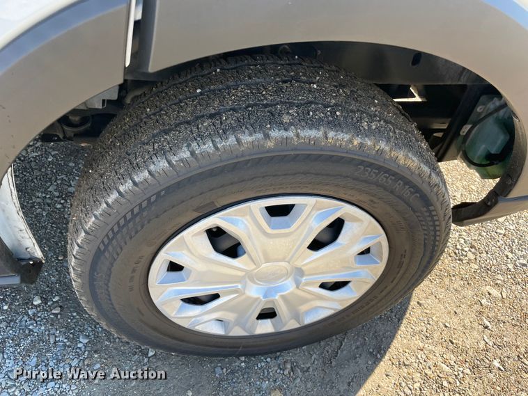 image for item MI9772 2019 Ford Transit 350 XLT  van