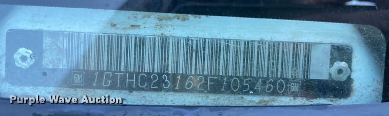 image for item MI9773 2002 GMC Sierra 2500HD  Crew Cab pickup truck