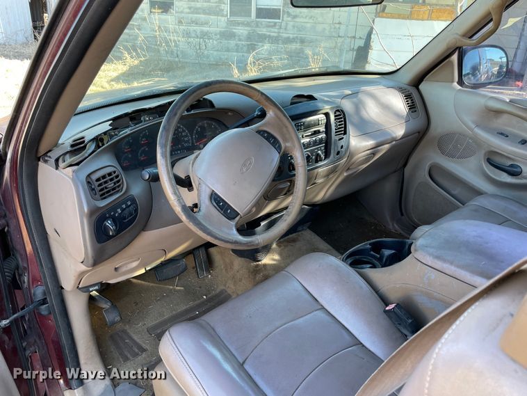 image for item MI9775 1998 Ford F150 Lariat  SuperCab pickup truck