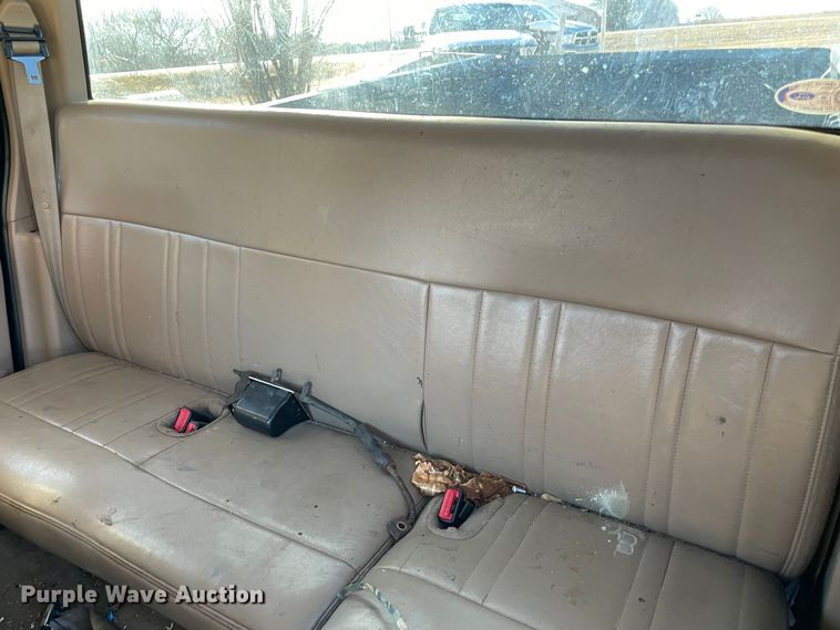 image for item MI9775 1998 Ford F150 Lariat  SuperCab pickup truck