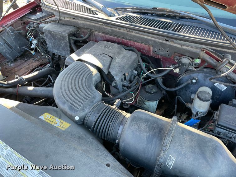 image for item MI9775 1998 Ford F150 Lariat  SuperCab pickup truck