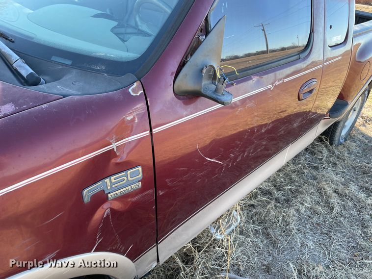 image for item MI9775 1998 Ford F150 Lariat  SuperCab pickup truck