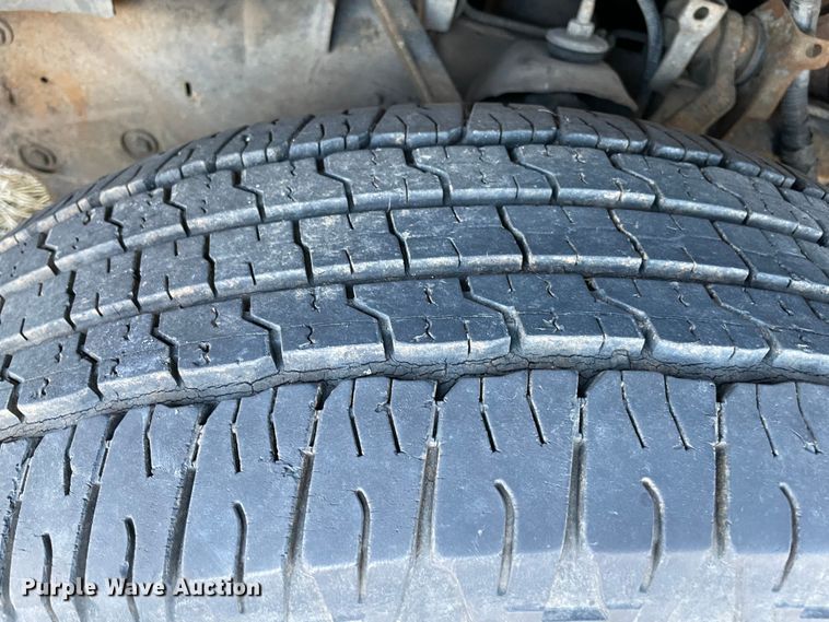 image for item MI9775 1998 Ford F150 Lariat  SuperCab pickup truck