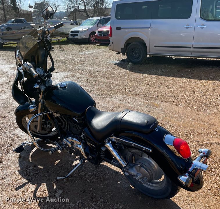 image for item MI9786 2004 Honda Shadow Sabre  motorcycle