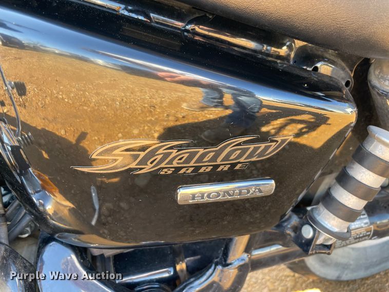 image for item MI9786 2004 Honda Shadow Sabre  motorcycle