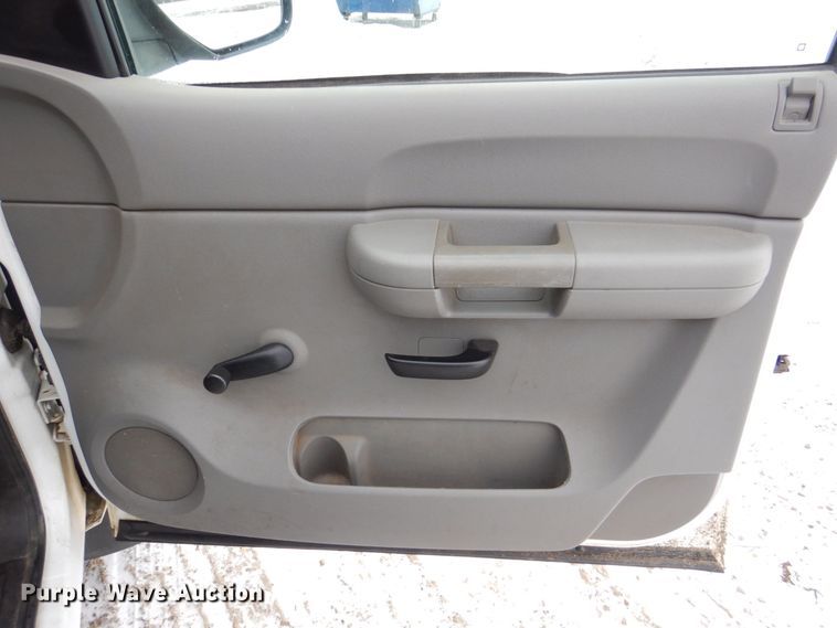 image for item MJ9998 2009 Chevrolet Silverado 1500  pickup truck