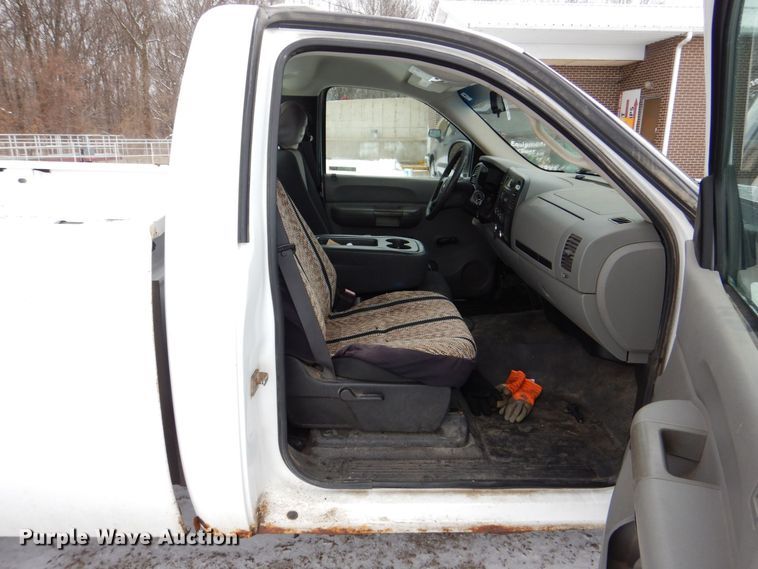 image for item MJ9998 2009 Chevrolet Silverado 1500  pickup truck