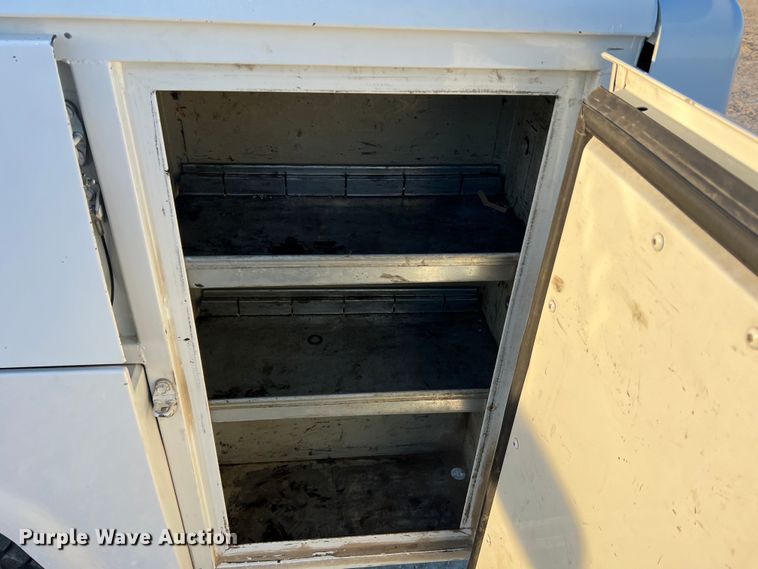 image for item MM9046 2003 Chevrolet Silverado 2500HD  utility bed pickup truck