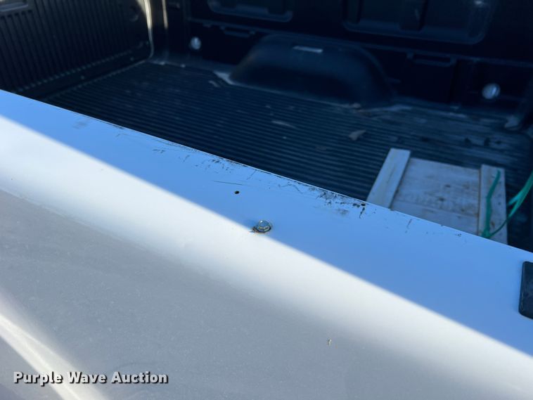 image for item MM9048 2013 GMC Sierra 1500  Ext. Cab pickup truck