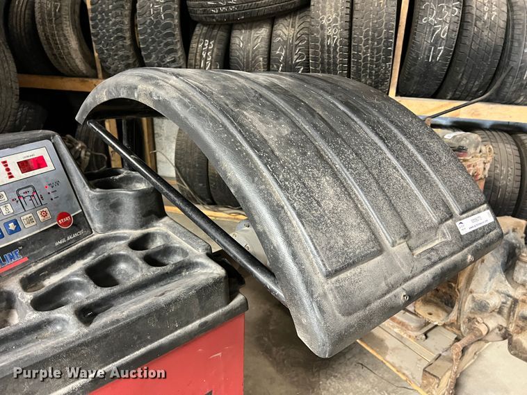 image for item MM9070 Coats Baseline 225  tire balancer