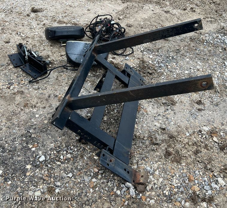 image for item MM9086 Western Ultra Finish  10'W snow plow