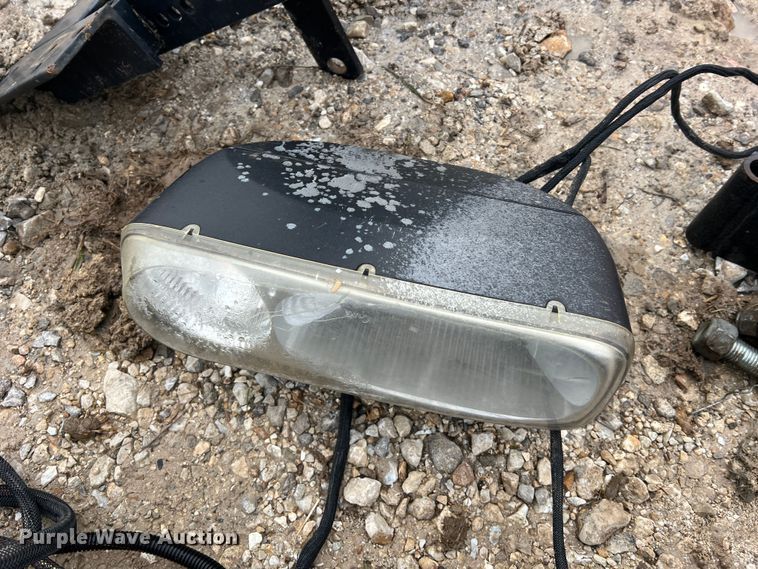 image for item MM9086 Western Ultra Finish  10'W snow plow