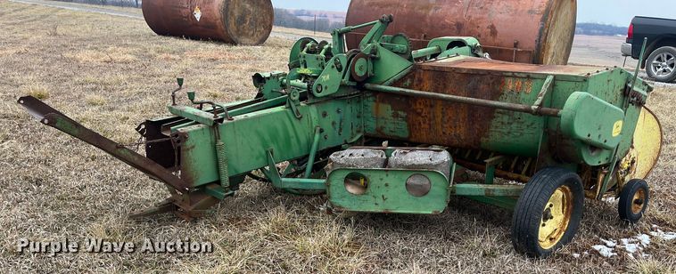 image for item MN9531 John Deere 24WS  small square baler