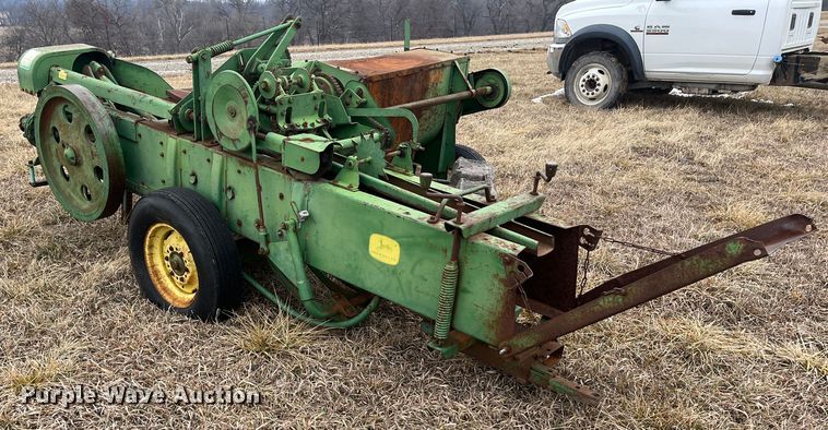 image for item MN9531 John Deere 24WS  small square baler