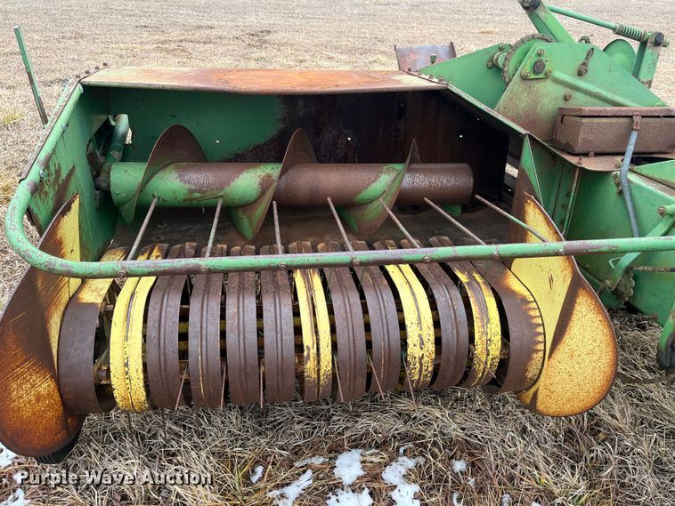 image for item MN9531 John Deere 24WS  small square baler
