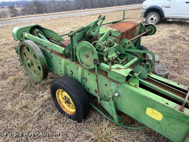 image for item MN9531 John Deere 24WS  small square baler