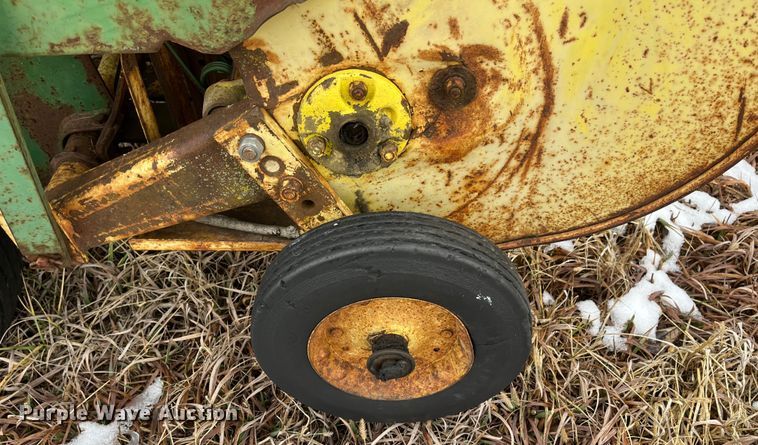 image for item MN9531 John Deere 24WS  small square baler