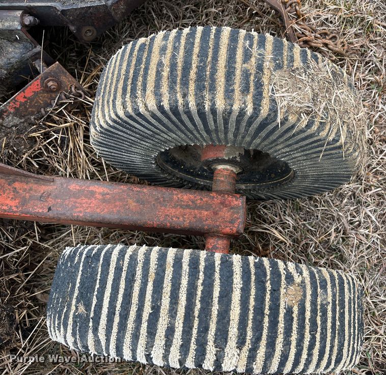 image for item MN9533 Rhino  batwing rotary mower