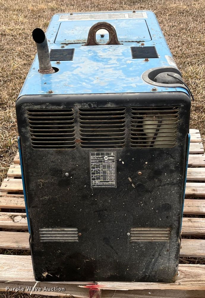 image for item MN9535 Miller Bobcat 250  welder