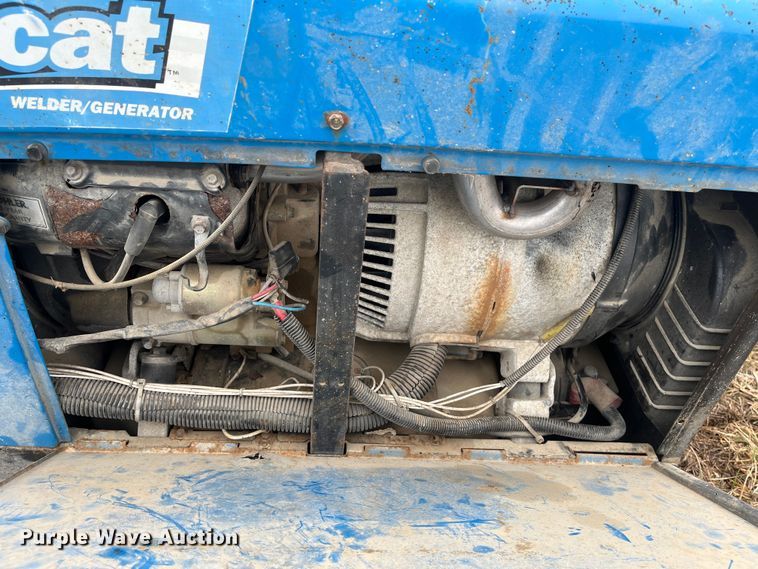 image for item MN9535 Miller Bobcat 250  welder