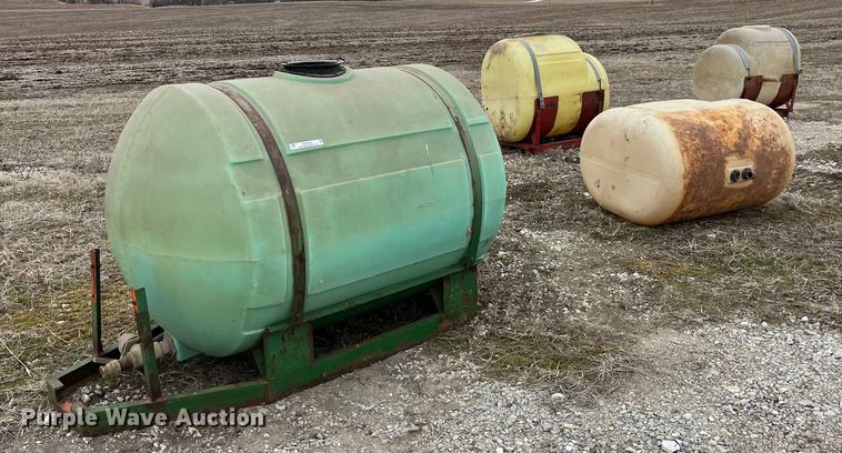 image for item MW9460 (4) poly tanks