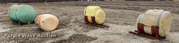 image for item MW9460 (4) poly tanks