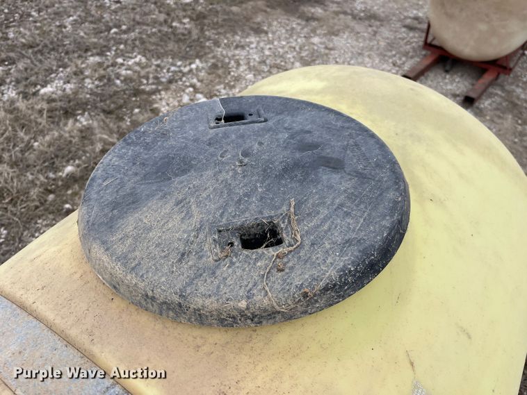 image for item MW9460 (4) poly tanks