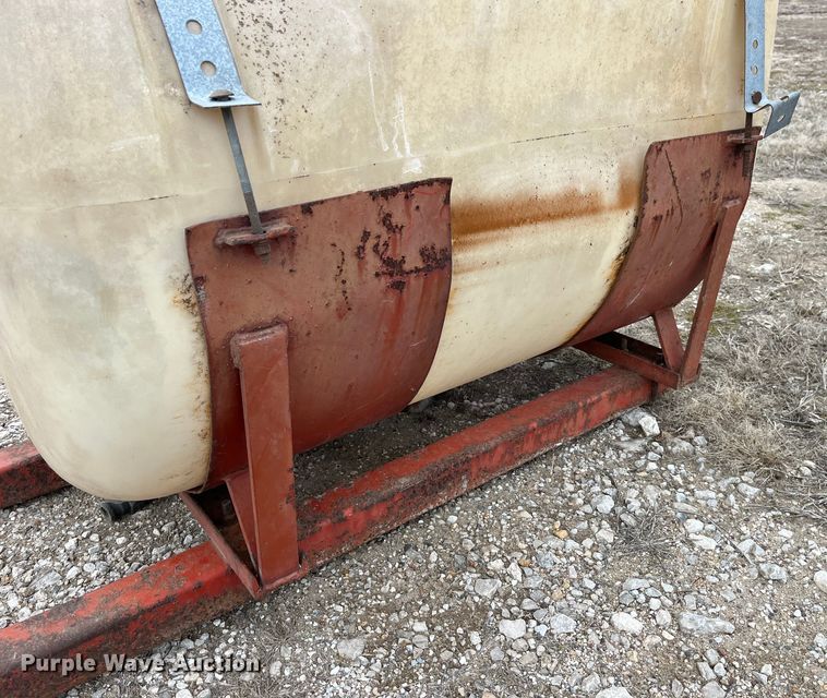 image for item MW9460 (4) poly tanks