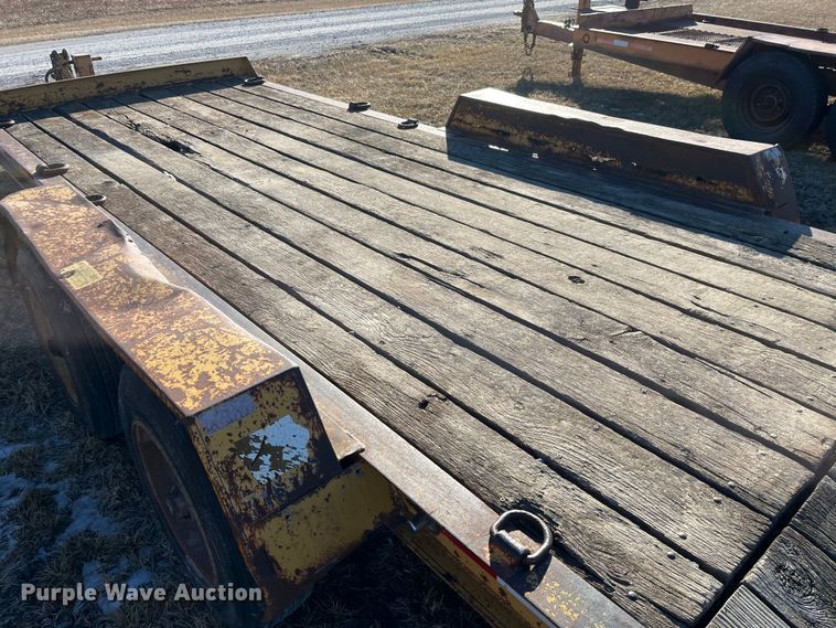 image for item MW9471 1998 Redi Haul FSL1629E  equipment trailer