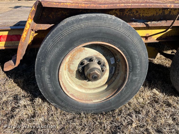 image for item MW9471 1998 Redi Haul FSL1629E  equipment trailer