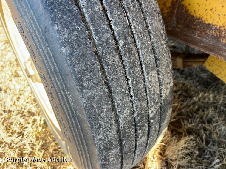 image for item MW9471 1998 Redi Haul FSL1629E  equipment trailer