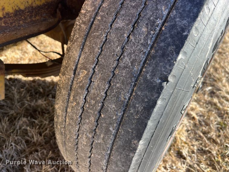 image for item MW9471 1998 Redi Haul FSL1629E  equipment trailer