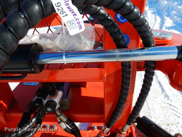 image for item AF9261 2022 TopCat  skid steer tree shear