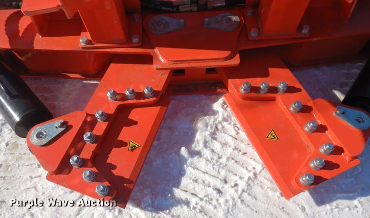 image for item AF9261 2022 TopCat  skid steer tree shear