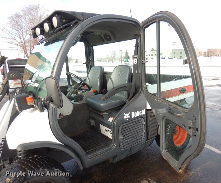 image for item AF9301 2013 Bobcat Toolcat 5600  utility vehicle