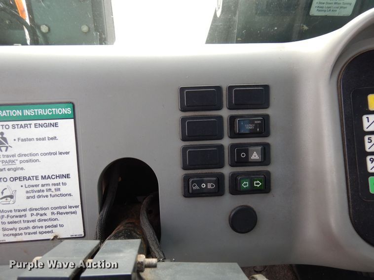 image for item AF9301 2013 Bobcat Toolcat 5600  utility vehicle