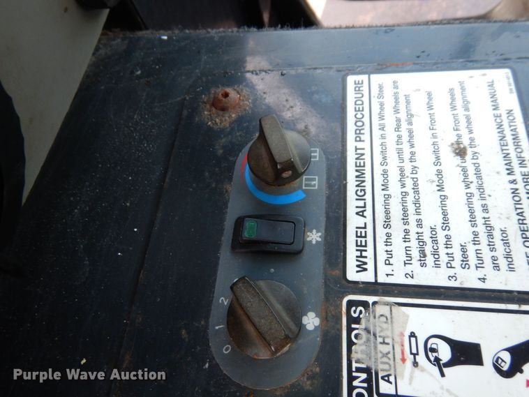 image for item AF9301 2013 Bobcat Toolcat 5600  utility vehicle