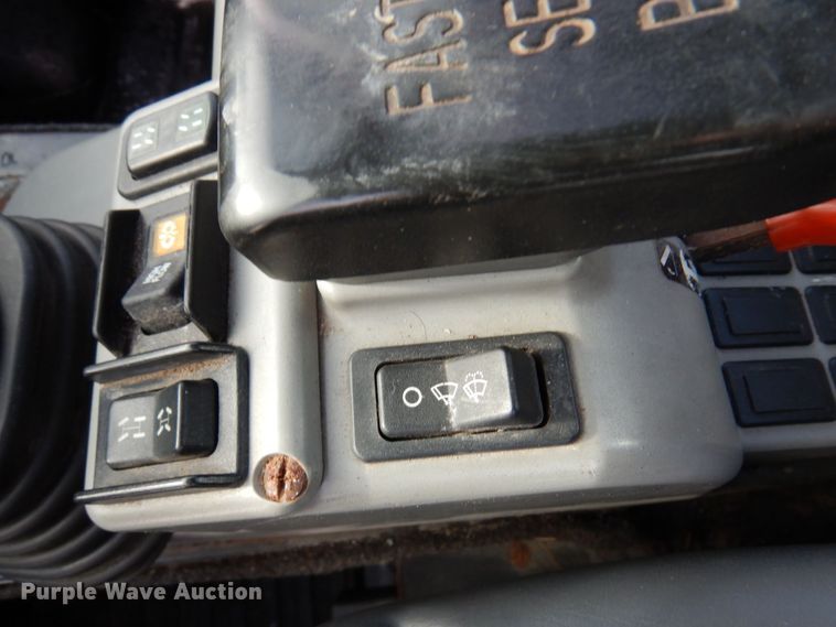 image for item AF9301 2013 Bobcat Toolcat 5600  utility vehicle