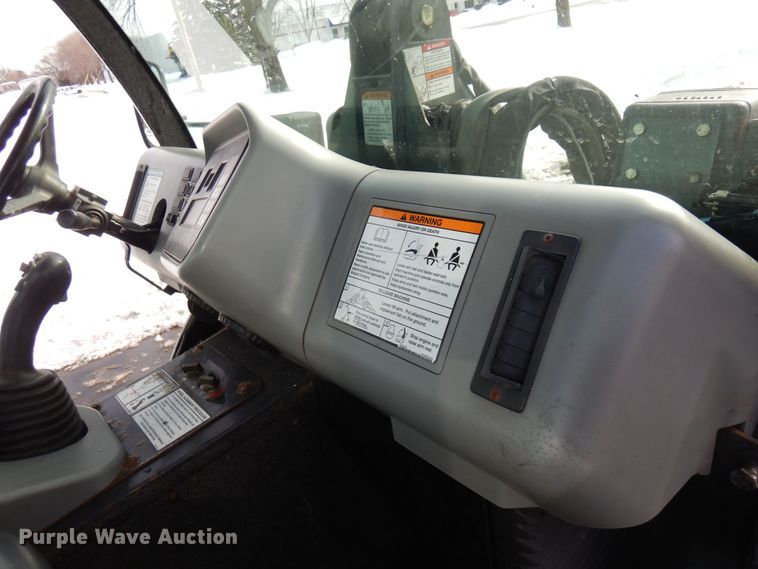 image for item AF9301 2013 Bobcat Toolcat 5600  utility vehicle