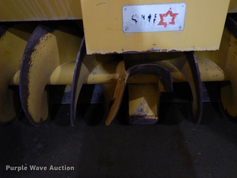 image for item AF9302 1993 SMI 2200  snow blower