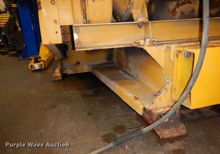 image for item AF9302 1993 SMI 2200  snow blower