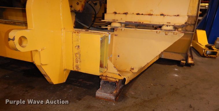 image for item AF9302 1993 SMI 2200  snow blower