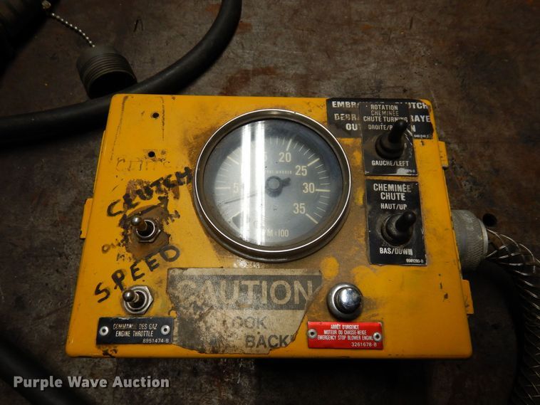 image for item AF9302 1993 SMI 2200  snow blower